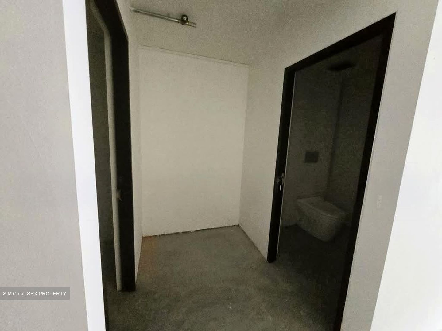 Mohamed Sultan Road (D9), Retail #567965981